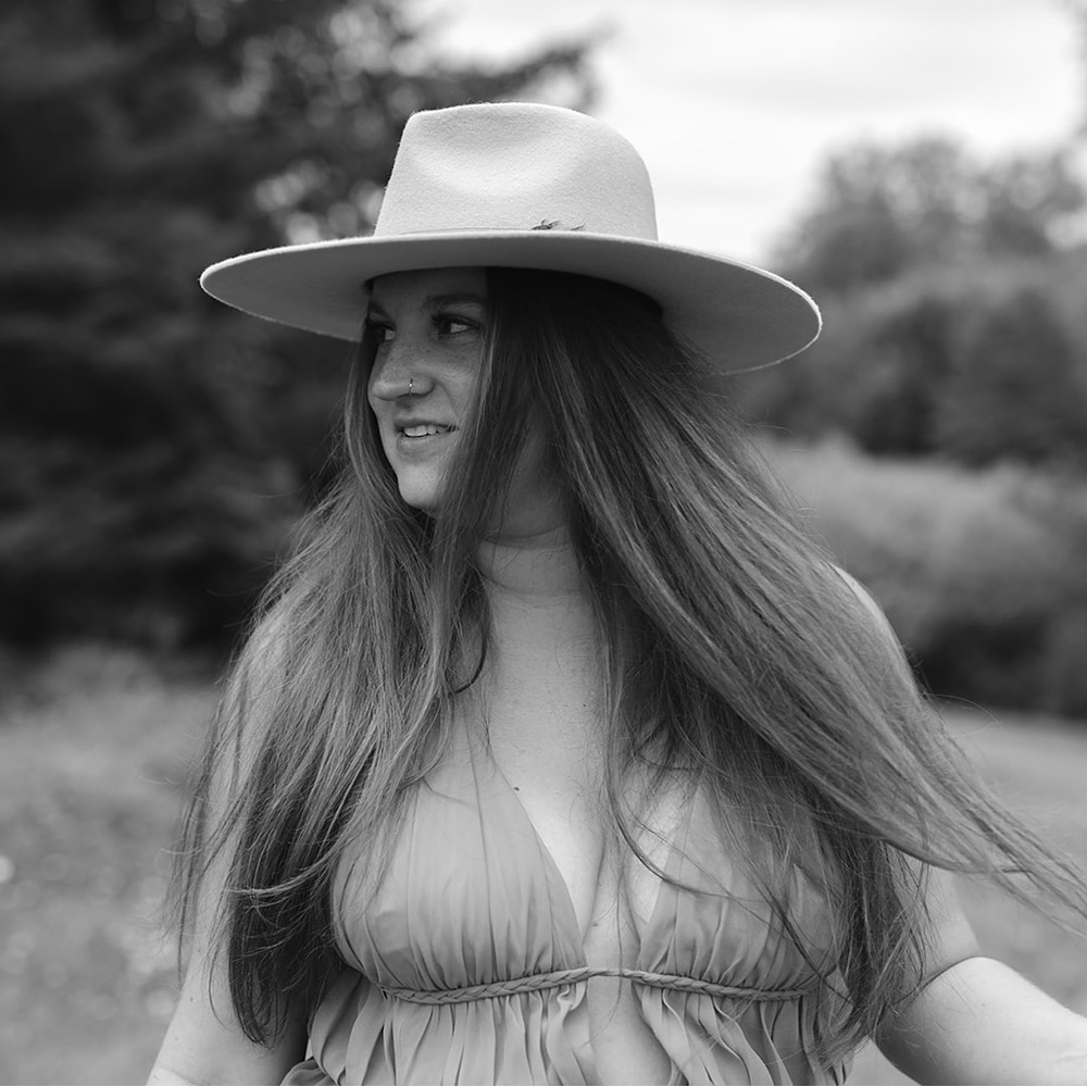 Meet your Posher, Marisa